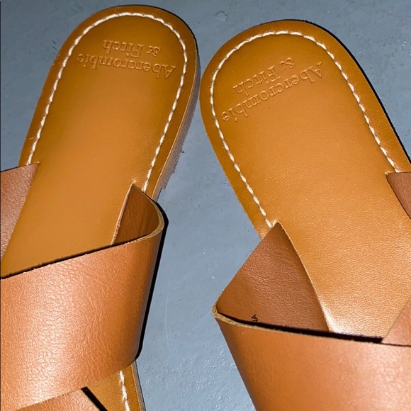 Sandals - Picture 3 of 3